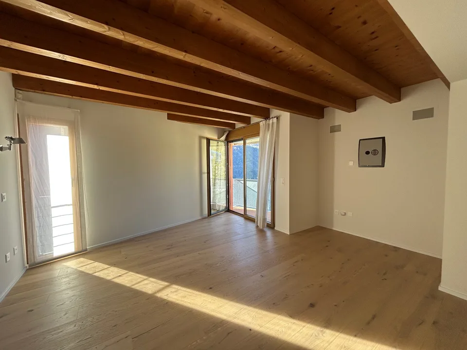 Detached house with lake view – photo 9 of 13