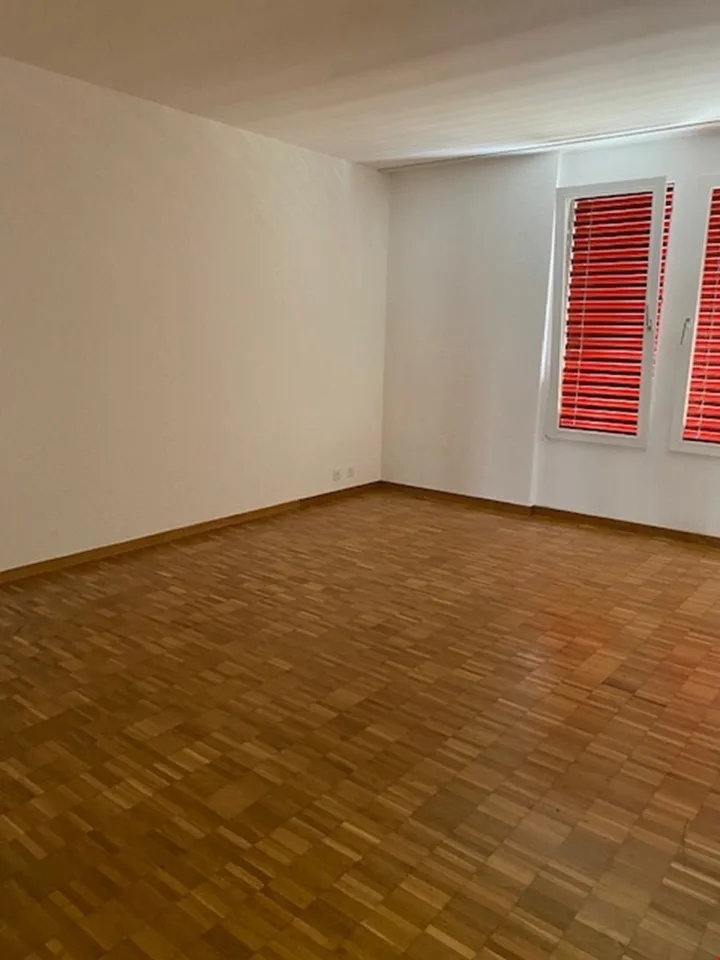 Appartement 4,5 pièces au 3e étage avec balcon dans le centre-ville – photo 10 sur 10