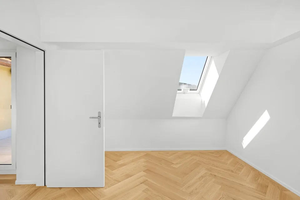 Appartement attique exclusif 4 ½ pièces avec galerie et terrasse – photo 6 sur 13