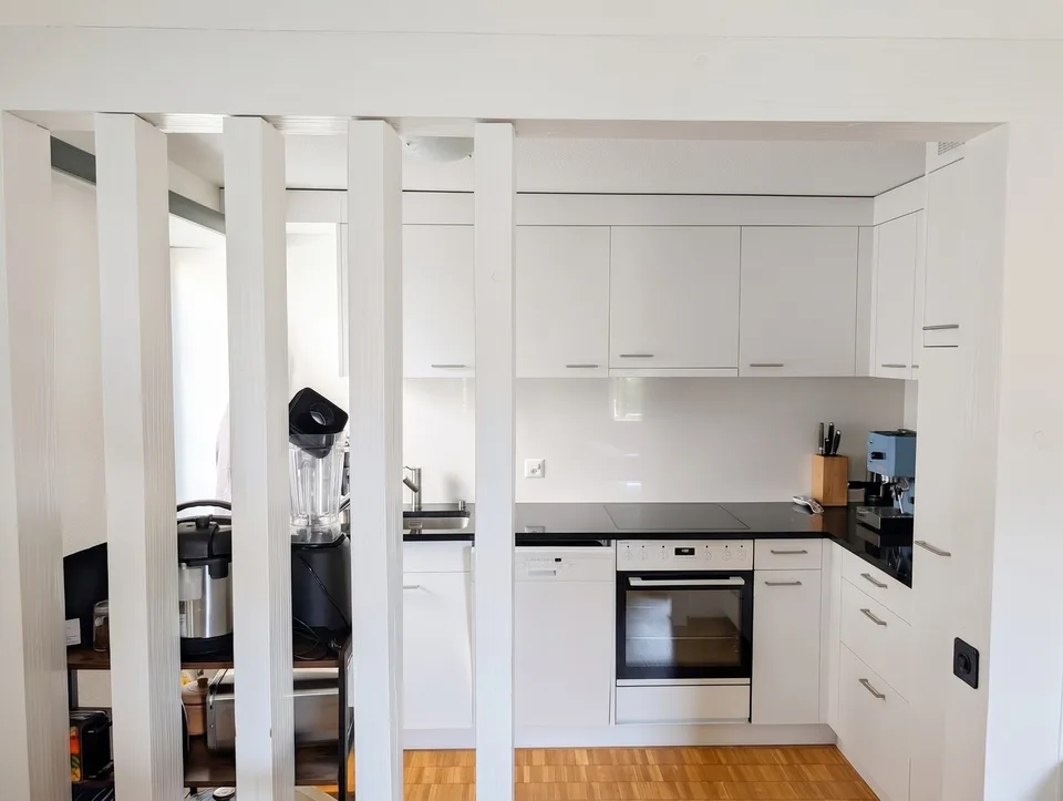 Charmante 2-Zimmer-Wohnung mit Seesicht – Foto 5 von 8