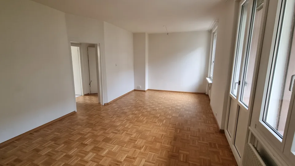 Appartamento luminoso 3.5 locali con ampio balcone & cucina abitabile accogliente – foto 8 di 10