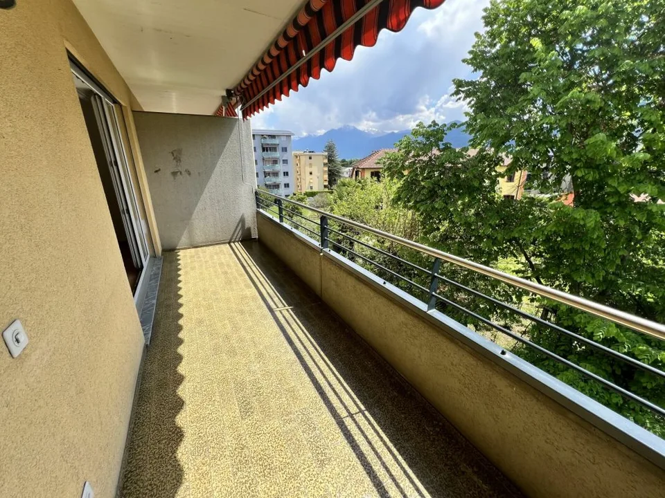 Appartement mit 1,5 Zimmern und Terrasse – Foto 5 von 9
