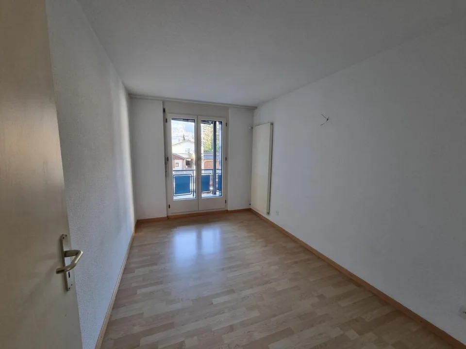 Familienfreundliche 4.5-Zimmerwohnung im Zentrum – Foto 8 von 13