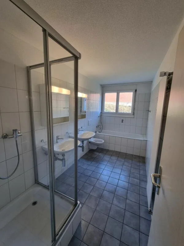 Familienfreundliche 4.5-Zimmerwohnung im Zentrum – Foto 6 von 13