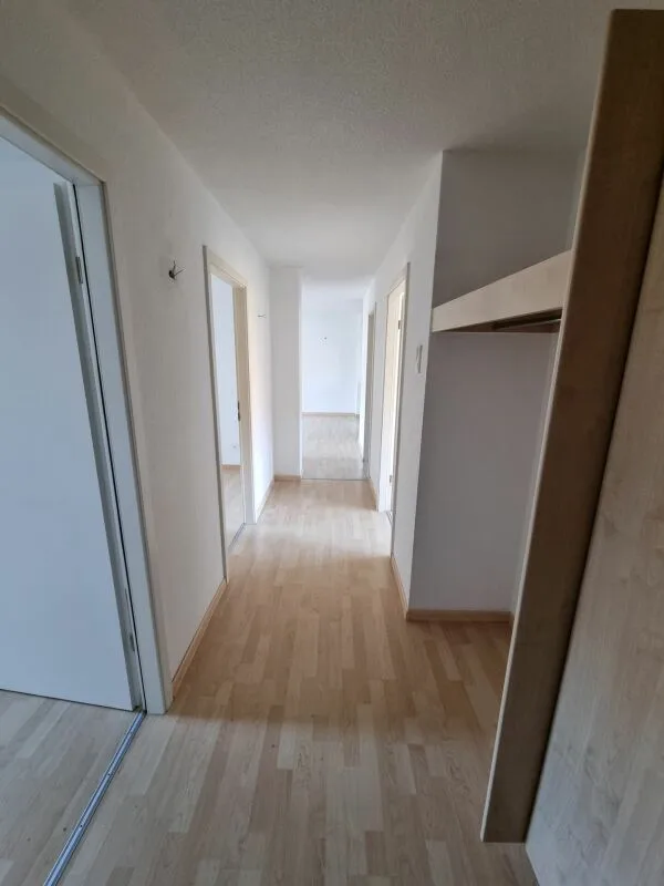 Familienfreundliche 4.5-Zimmerwohnung im Zentrum – Foto 11 von 13