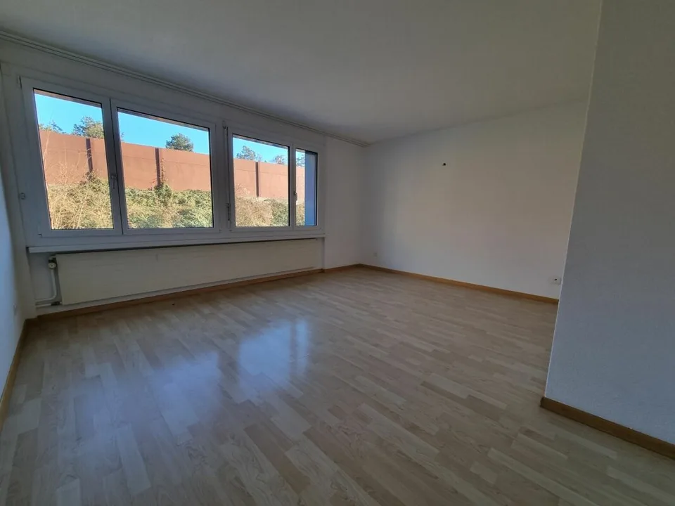 Familienfreundliche 4.5-Zimmerwohnung im Zentrum – Foto 5 von 13