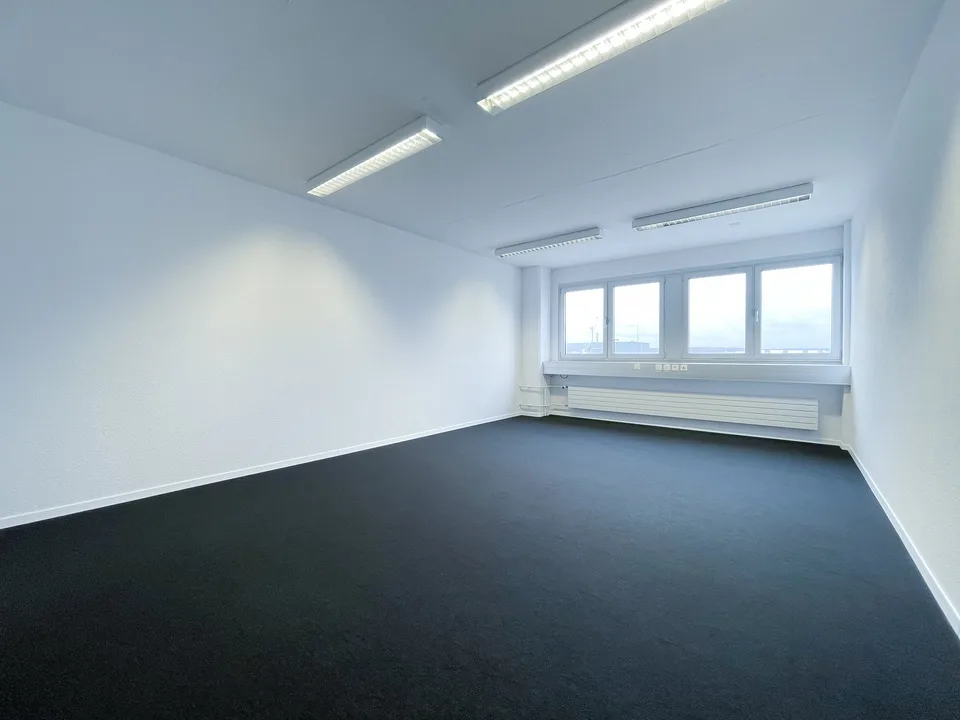 neu saniertes Einzelbüro – Foto 4 von 5