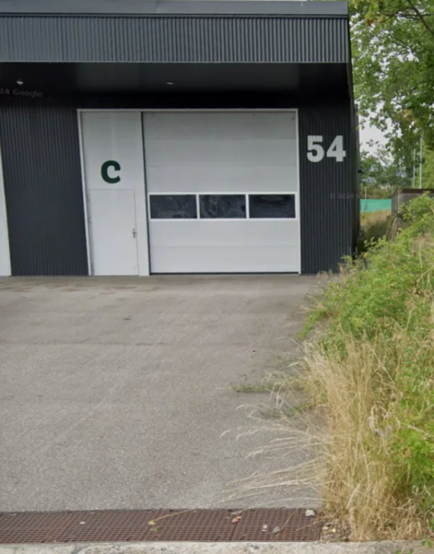 Capannone commerciale n. 03 con ca. 123m2 – foto 5 di 5
