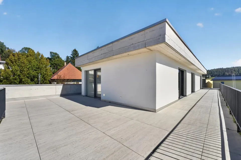 Appartamento Attico 4.5 stanze - Prima occupazione con ampia terrazza e accesso diretto all'ascensore – foto 11 di 13