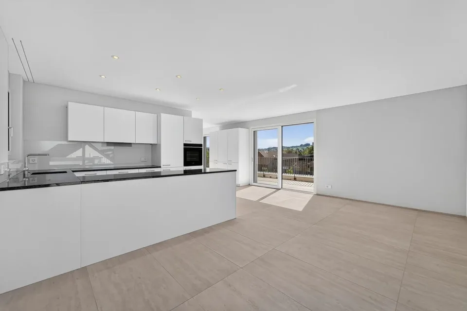 Appartamento Attico 4.5 stanze - Prima occupazione con ampia terrazza e accesso diretto all'ascensore – foto 4 di 13
