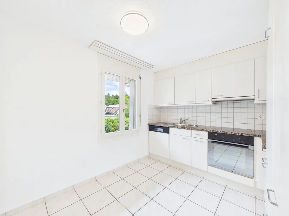 Appartement de 4,5 pièces bien entretenu à Hornussen – photo 6 sur 13
