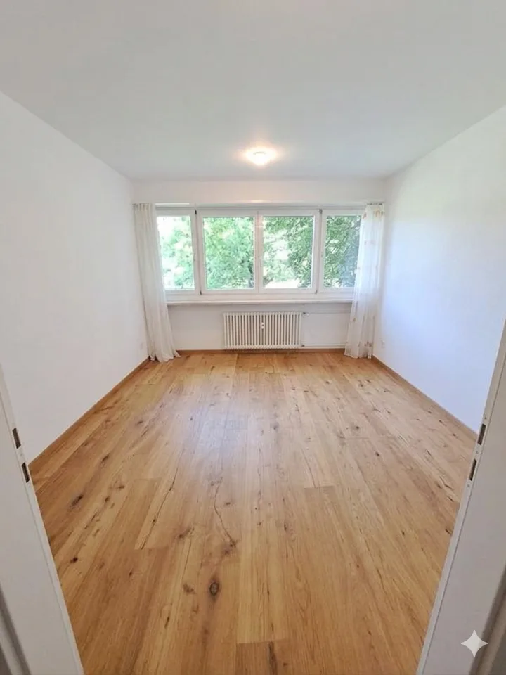 Appartement charmant de 4,5 pièces avec balcon et belle vue à Therwil – photo 6 sur 16