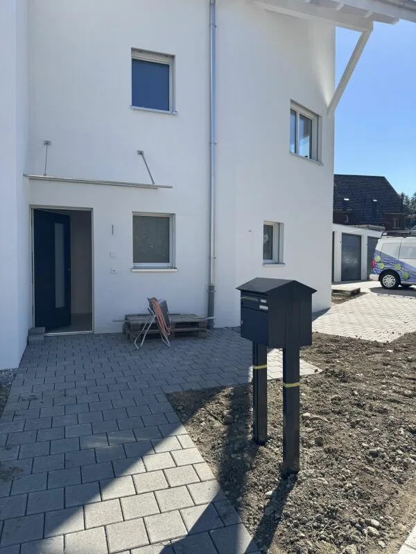 Neu-Modern-Bezugsbereit – Foto 2 von 10