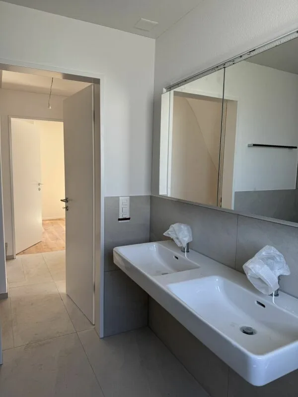 Neu-Modern-Bezugsbereit – Foto 10 von 10