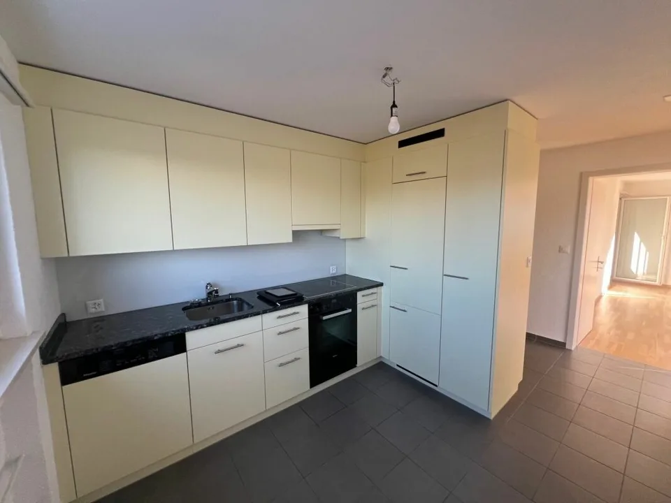 Ruhig gelegen, gut angebunden - 3-Zimmer-Wohnung mit Balkon – Foto 2 von 7