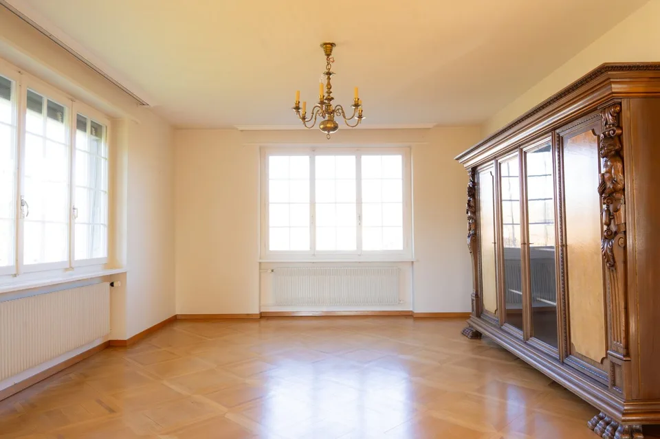 Appartement spacieux 5.5 pièces avec balcon à Muri près de Berne - disponible immédiatement – photo 4 sur 13