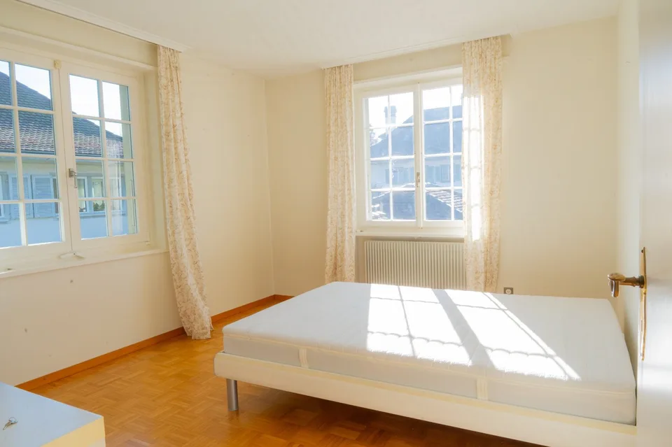 Appartement spacieux 5.5 pièces avec balcon à Muri près de Berne - disponible immédiatement – photo 7 sur 13