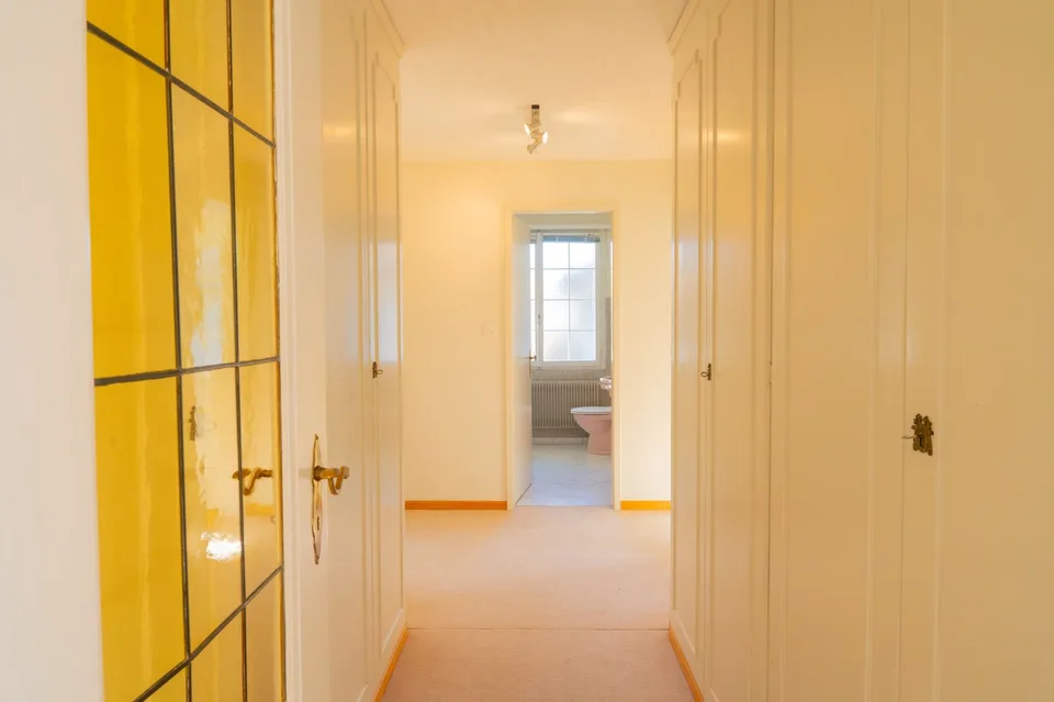 Appartement spacieux 5.5 pièces avec balcon à Muri près de Berne - disponible immédiatement – photo 8 sur 13