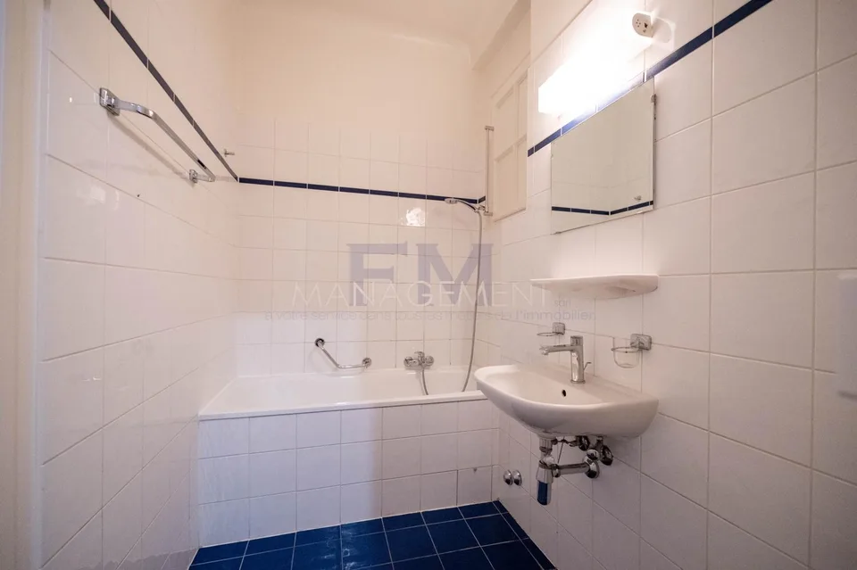 Cluse/Hôpital - Rue Barthélémy-Menn - 5 pièces au 4ème étage, env. 100m2 – photo 12 sur 13