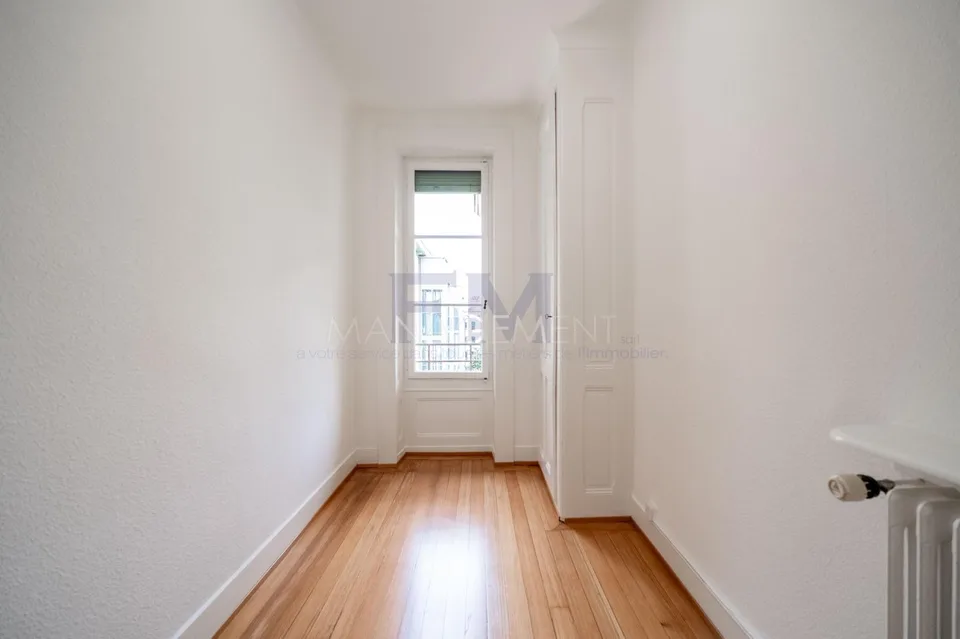 Cluse/Hôpital - Rue Barthélémy-Menn - 5 pièces au 4ème étage, env. 100m2 – photo 10 sur 13