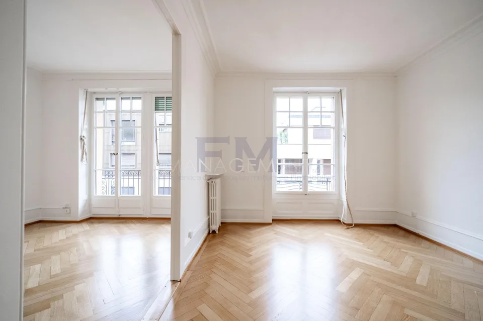 Cluse/Hôpital - Rue Barthélémy-Menn - 5 pièces au 4ème étage, env. 100m2 – photo 3 sur 13