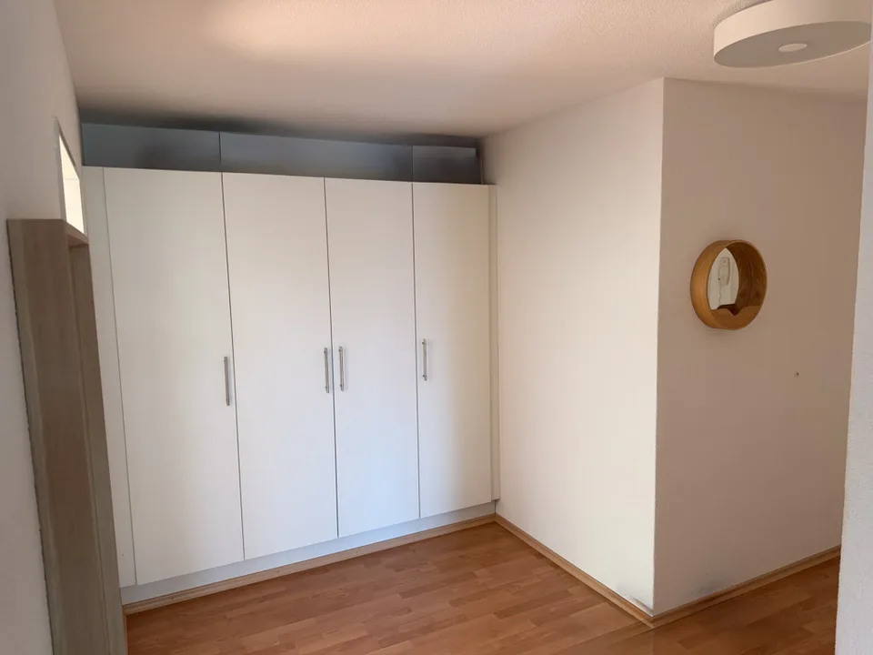 3½ ZI-WOHNUNG IN ZÜRICH - KREIS 11 SEEBACH, MÖBLIERT, TEMPORÄR – foto 7 di 9