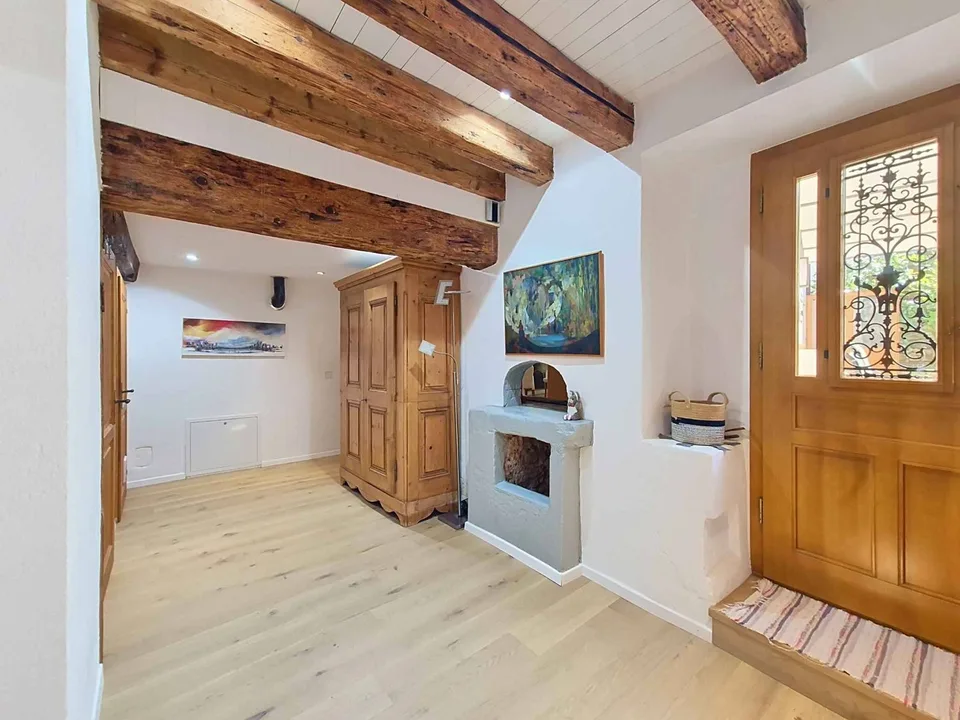 Casa di villaggio con due appartamenti nel cuore di Rances – foto 8 di 13