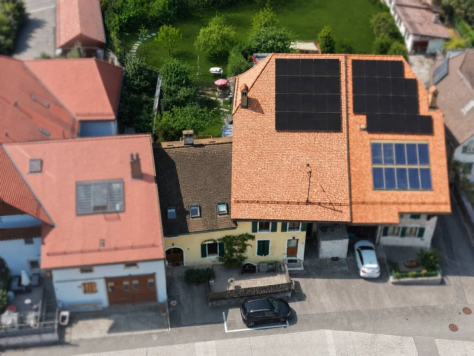 Casa di villaggio con due appartamenti nel cuore di Rances – foto 2 di 13
