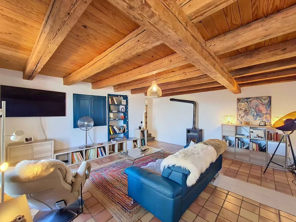 Casa di villaggio con due appartamenti nel cuore di Rances – foto 6 di 13