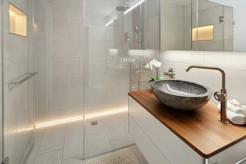 Licht, Raum & Komfort - Wohnung mit Doppelbalkon – Foto 3 von 4