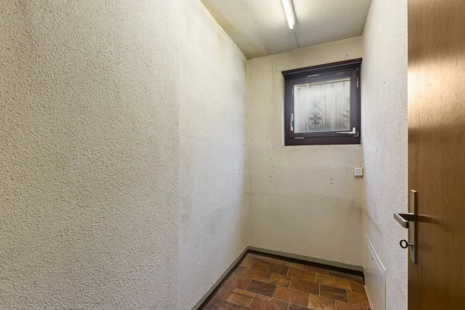 Grosszügige 2½-Zimmer-Terrassenwohnung mit Weitsicht – Foto 13 von 27