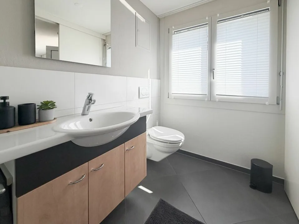 Stilvoll möbliertes Apartment inkl. Parkplatz – Foto 6 von 10