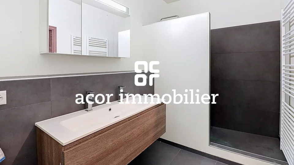 Immeuble de caractère avec jardin, piscine et revenu locatif – photo 6 sur 13