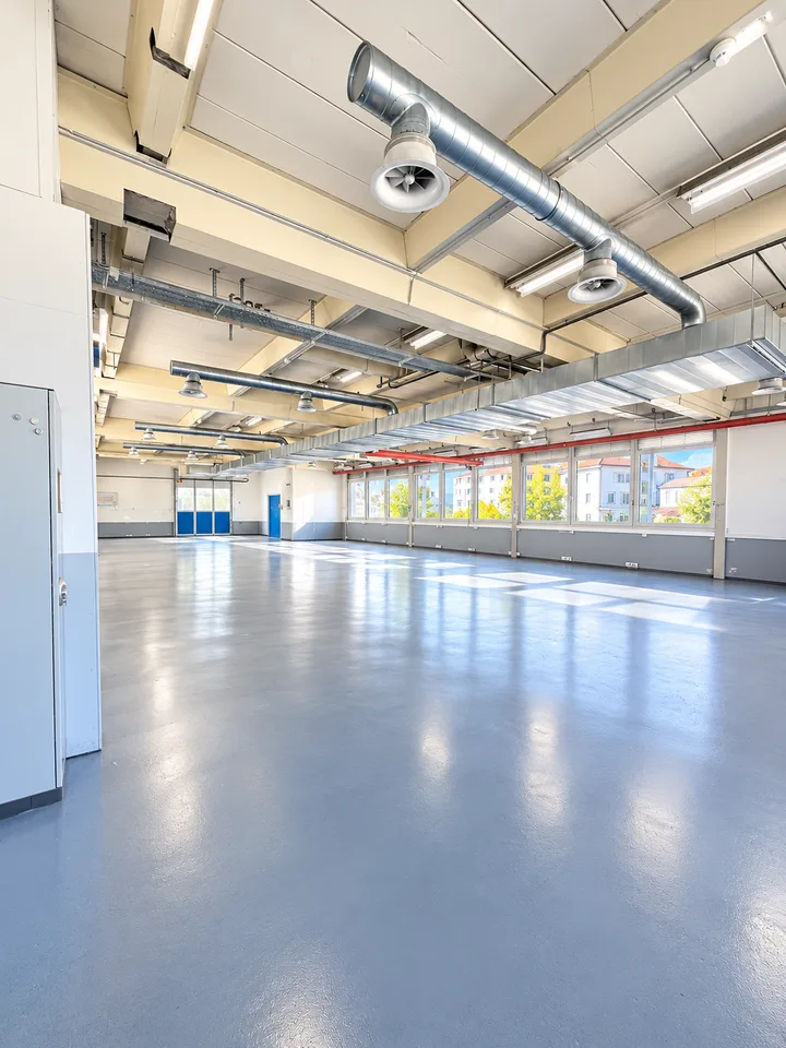 Spazi commerciali e uffici spaziosi da 400 a 830 m² a San Gallo – foto 2 di 6