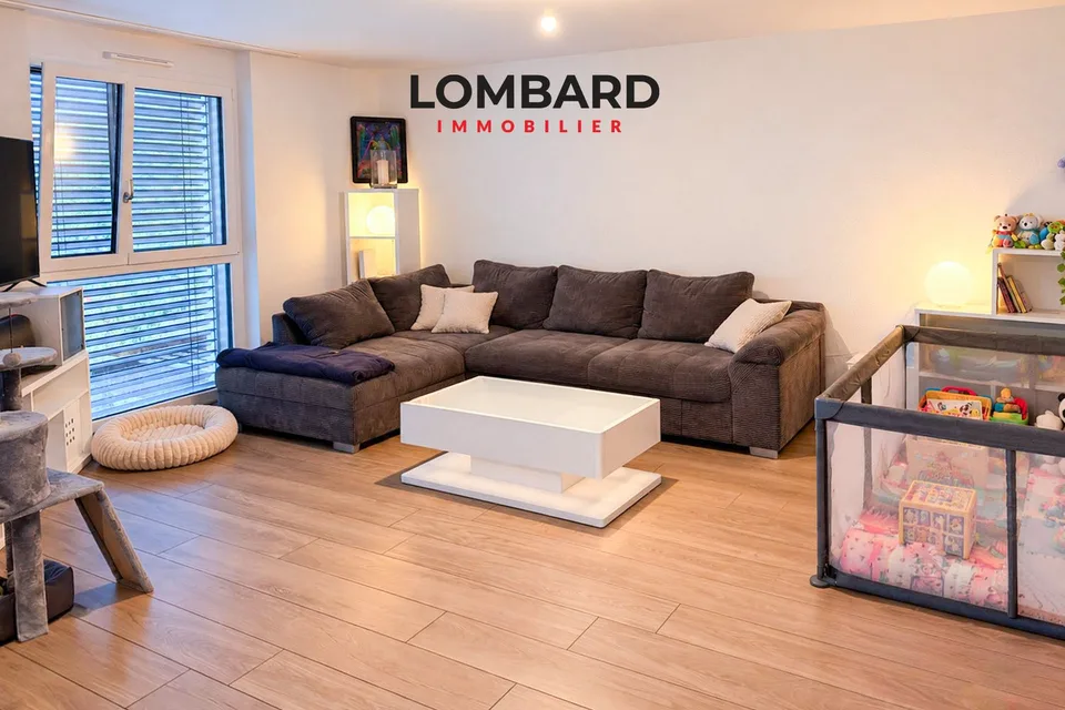 ***RESERVIERT*** Geräumige 3.5-Zimmer-Wohnung im 1. Stock – Foto 2 von 8