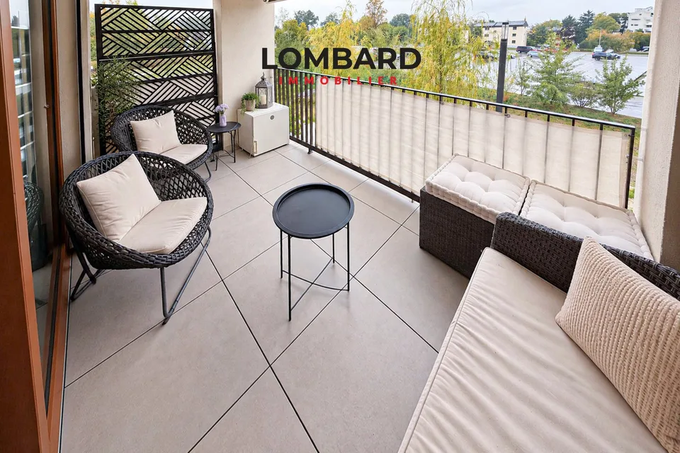 ***RESERVIERT*** Geräumige 3.5-Zimmer-Wohnung im 1. Stock – Foto 3 von 8