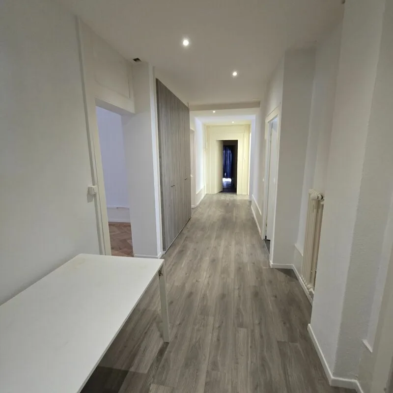 Wohnung mit 3,5 Zimmern zur Miete in La Chaux-de-Fonds – Foto 7 von 8