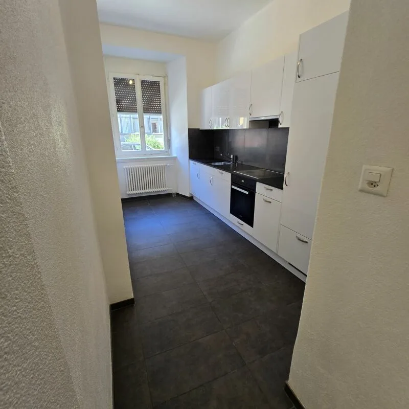 Wohnung mit 3,5 Zimmern zur Miete in La Chaux-de-Fonds – Foto 4 von 8