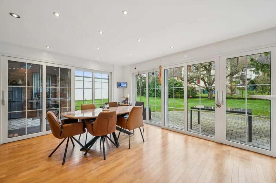 Casa familiare affascinante con molto spazio per vivere – foto 5 di 15