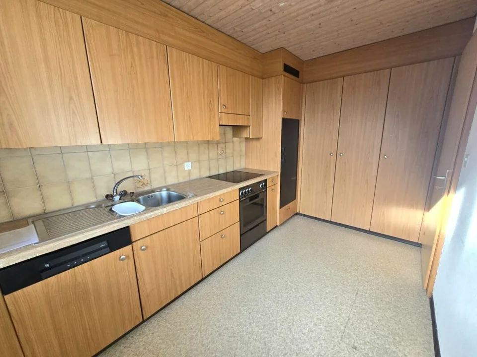 Charming 3.5-room apartment in a central location in St. Gallen – photo 7 of 8