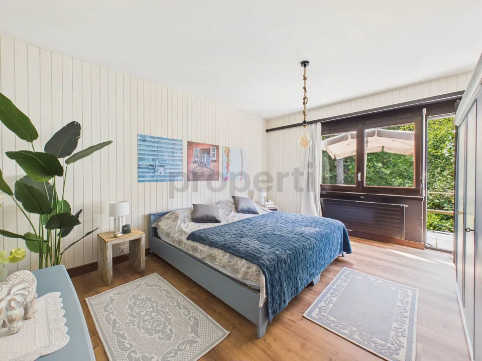 Eine exklusive Oase mit Pool und Panoramablick – Foto 6 von 28