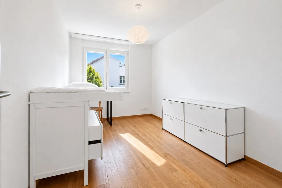 Charmantes 6.5-Zimmer Haus in Männedorf – Verfügbar ab Dezember 2026 – Foto 9 von 15