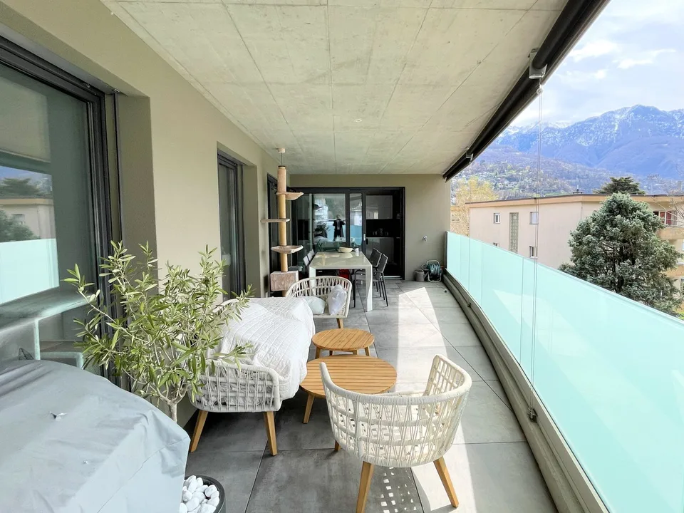 Appartement mit großer überdachter Terrasse in einer komfortablen und ruhigen Gegend – Foto 19 von 19