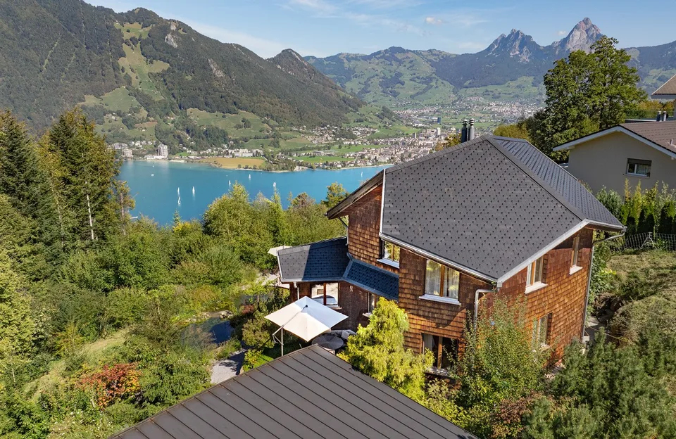 »ESSENZ« – Ein Naturhaus über dem Vierwaldstättersee – Foto 7 von 13