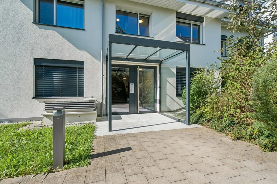 Hochwertige 3.5 Zimmer-Wohnung mit grossem Balkon – Foto 12 von 14