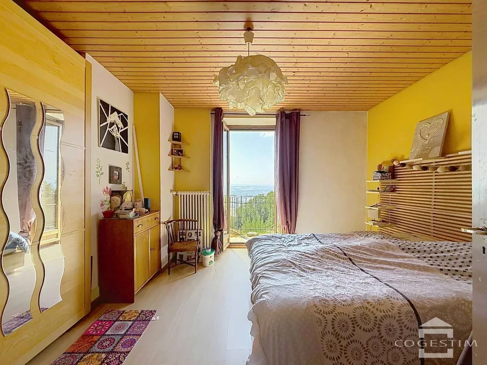 Charmante maison familiale avec grange et dépendance privée – photo 5 sur 13