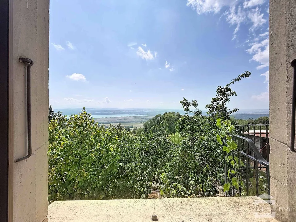 Charmante maison familiale avec grange et dépendance privée – photo 11 sur 13