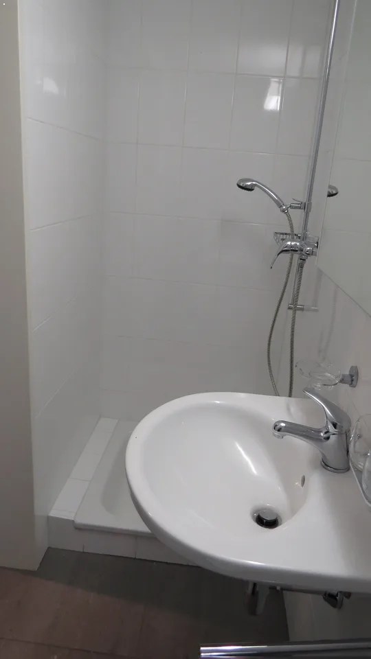 Werkstatt / Einzimmerwohnung / Büro – Foto 6 von 13