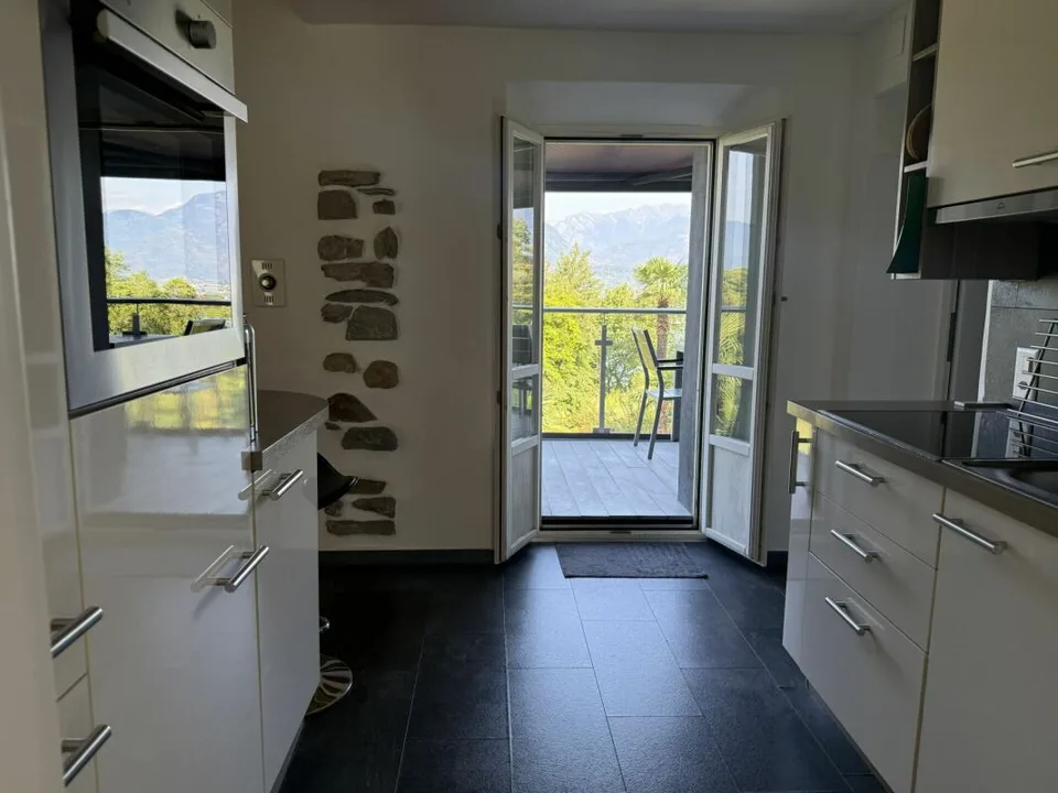 Apartment for rent on the top floor – photo 7 of 9
