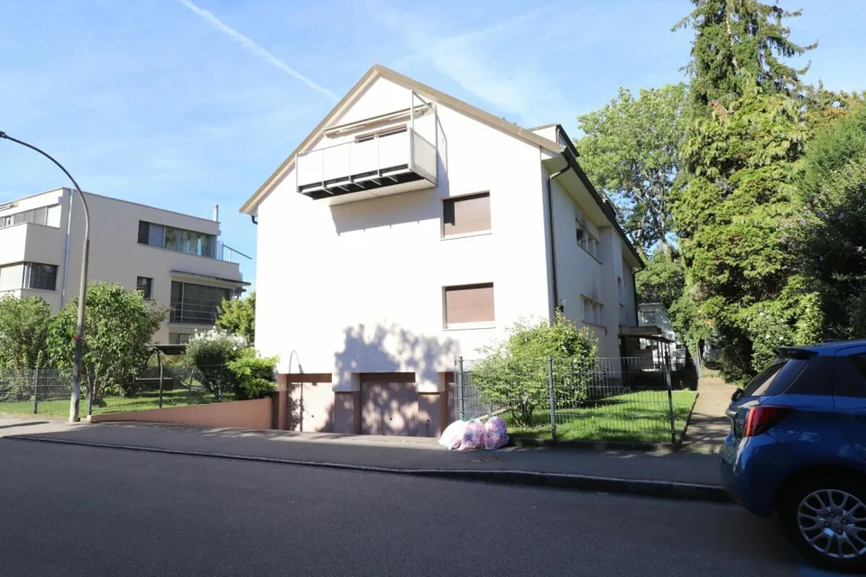 Vicino a Wenkenpark in una posizione tranquilla - appartamento di 4 locali accogliente con posto giardino – foto 2 di 3